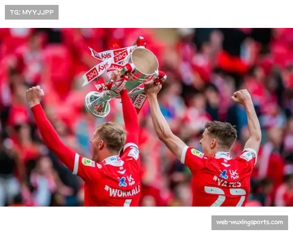 诺丁汉森林0-2利物浦，范戴克头球叩开胜利之门